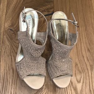 Audrey Brooke Wedges